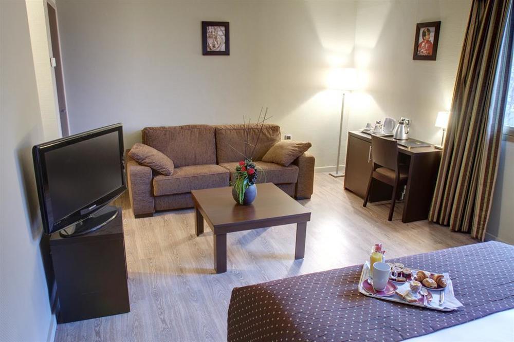 Best Western Hotel Des Barolles - Lyon Sud Brignais Kamer foto