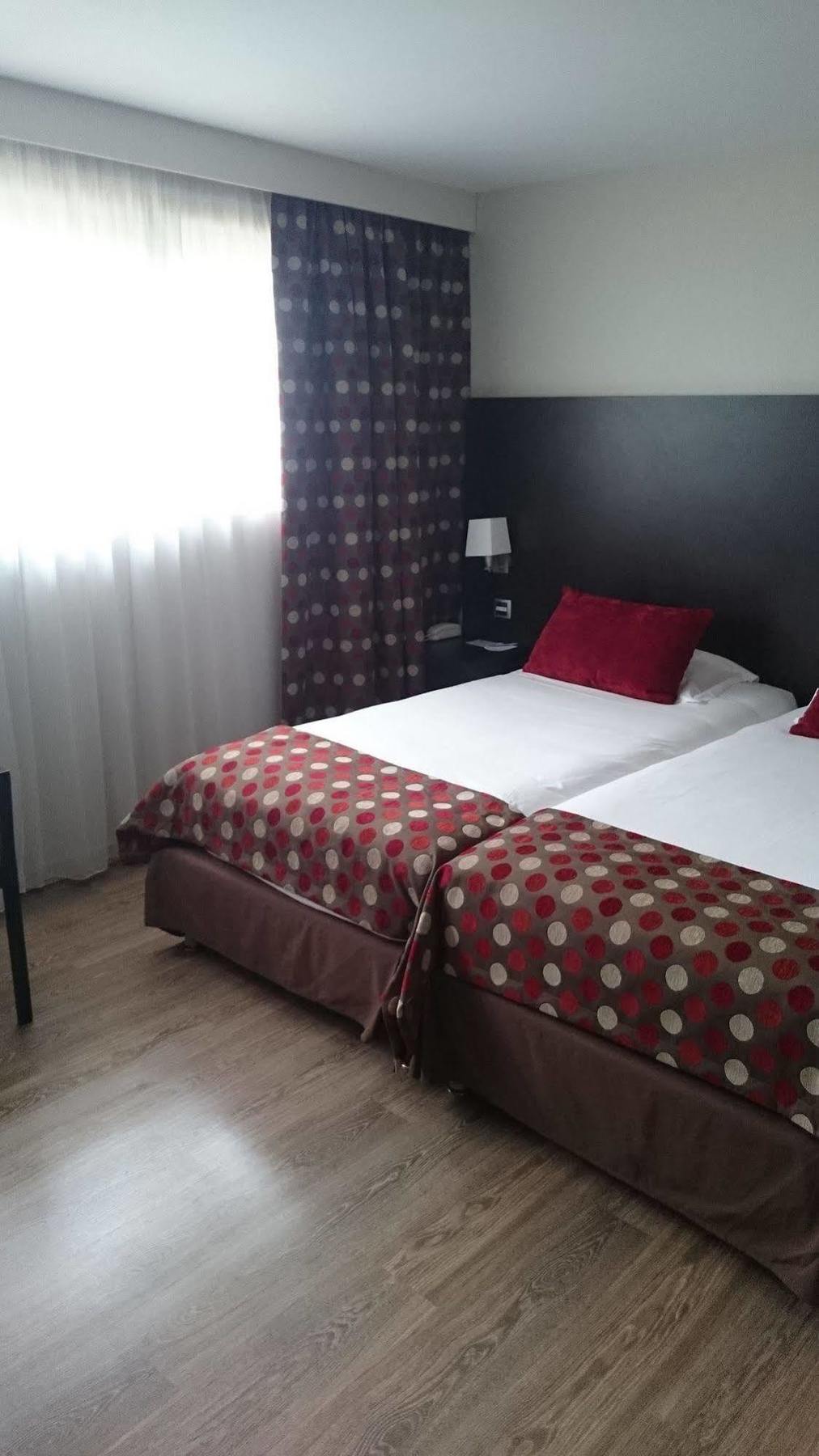 Best Western Hotel Des Barolles - Lyon Sud Brignais Buitenkant foto